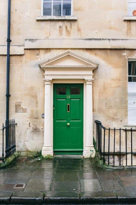 Garden Maisonette In Bath City Centre Exterior photo